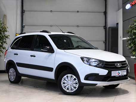 2022 Lada (ВАЗ) Granta Cross I Рестайлинг, белый, 595000 рублей, вид 1