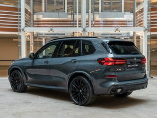 2026 BMW X5 40i IV (G05/G18) Рестайлинг, серый, 15990000 рублей, вид 4