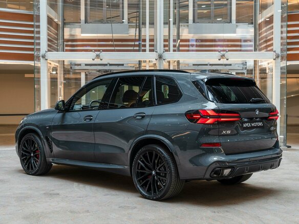 2026 BMW X5 40i IV (G05/G18) Рестайлинг, серый, 15890000 рублей - вид 3