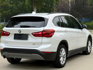 2018 BMW X1 18i sDrive II (F48), белый, 1780000 рублей, вид 4