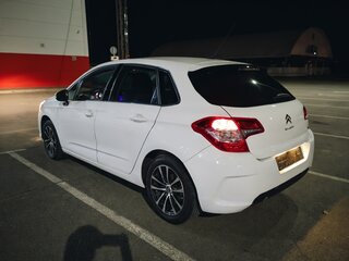 2012 Citroen C4 II, белый, 750000 рублей, вид 5