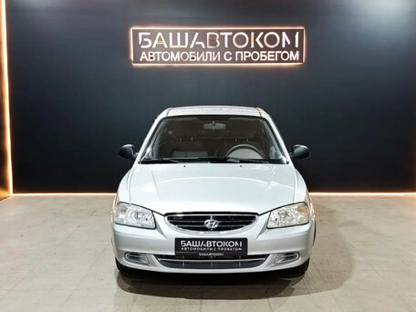 Hyundai Accent II