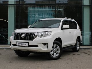 2017 Toyota Land Cruiser Prado 150 Series Рестайлинг 2, белый, 4569000 рублей, вид 1