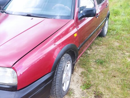 1992 Volkswagen Golf III, красный, 380000 рублей, вид 1