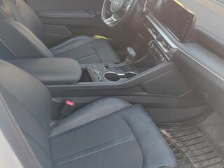 2023 Kia K5 III, белый, 2500000 рублей, вид 4