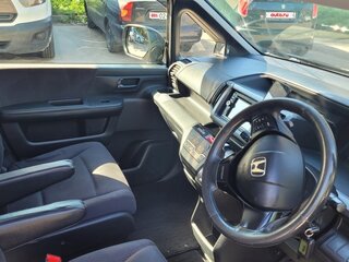 2010 Honda Stepwgn Spada IV, чёрный, 980000 рублей, вид 4