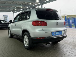 2012 Volkswagen Tiguan I Рестайлинг, серебристый, 999000 рублей, вид 3