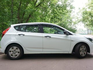 2014 Hyundai Solaris I Рестайлинг, белый, 1250000 рублей, вид 4