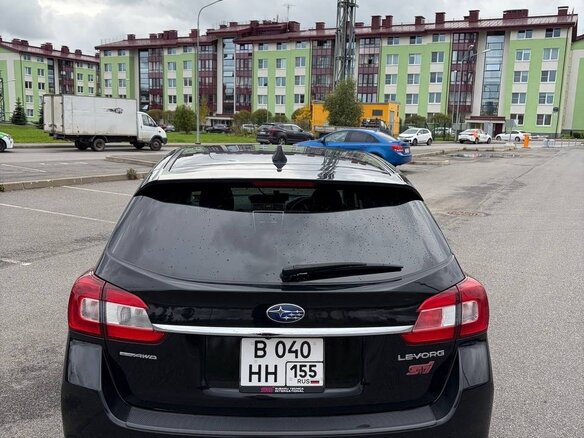 2017 Subaru Levorg I, чёрный, 1780000 рублей - вид 4