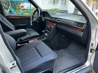 1991 Mercedes-Benz W124 200, серебристый, 1250000 рублей, вид 4