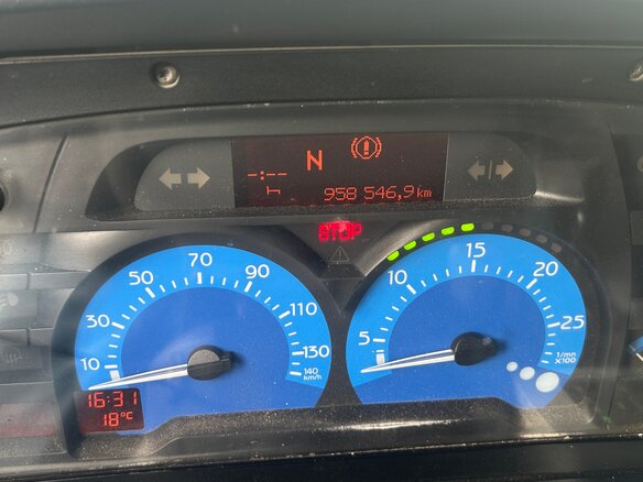 2003 Renault Magnum, белый, 1850000 рублей - вид 3