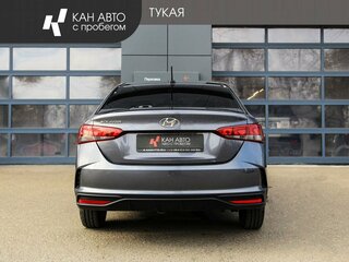 2021 Hyundai Solaris II Рестайлинг, серый, 1390000 рублей, вид 4