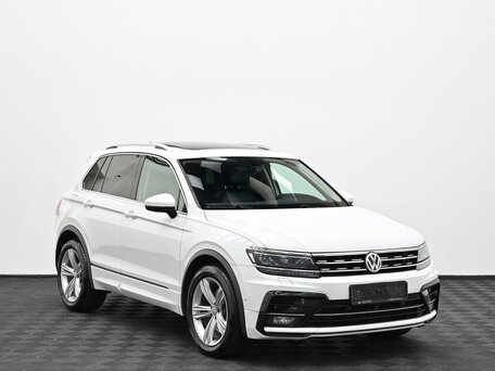2018 Volkswagen Tiguan II, белый, 2115000 рублей, вид 1