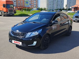 2014 Kia Rio 6-speed III, чёрный, 550000 рублей, вид 1