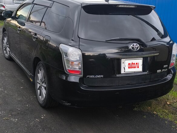 2011 Toyota Corolla Fielder X (E140, E150) Рестайлинг, чёрный, 850000 рублей - вид 5