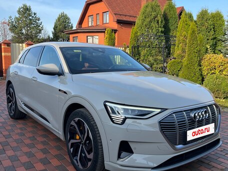 2021 Audi e-tron 55 I, серый, 6900000 рублей, вид 1