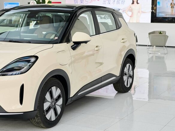 2026 Wuling Binguo S 430, белый, 1850000 рублей - вид 2