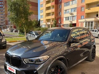 2019 BMW X5 40i IV (G05/G18), серый, 5350000 рублей, вид 1