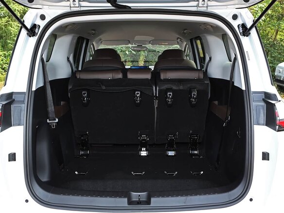 2026 Wuling Starlight 730, серебристый, 2430000 рублей - вид 22