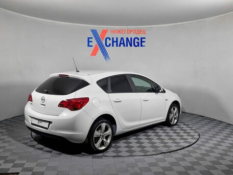 2011 Opel Astra J, белый, 529000 рублей, вид 5