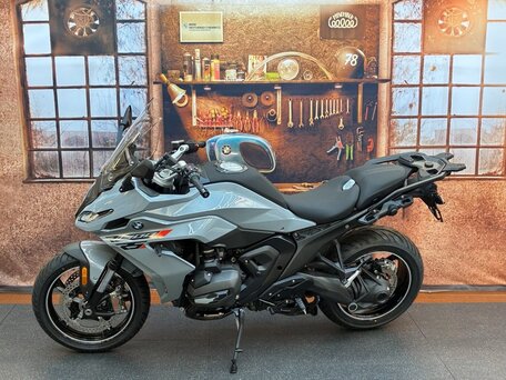 2026 BMW R 1300 RS, серебристый, 3160000 рублей, вид 3