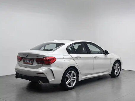 2020 BMW 1 серии 120i III (F52) Рестайлинг, белый, 1117777 рублей, вид 2