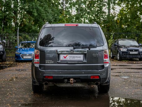 2011 Honda Pilot II, серый, 1470000 рублей, вид 4