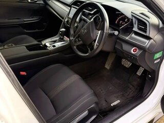 2019 Honda Civic X Рестайлинг, белый, 1650000 рублей, вид 5
