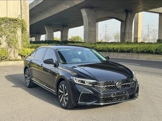 2022 Volkswagen Passat B8 Рестайлинг, чёрный, 1830000 рублей, вид 2