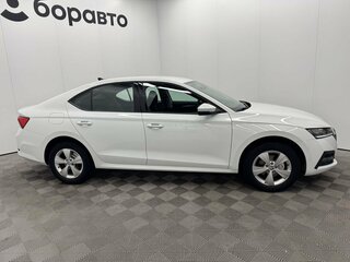2021 Skoda Octavia IV (A8), белый, 2211000 рублей, вид 4