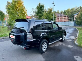 2012 Mitsubishi Pajero IV Рестайлинг 1, чёрный, 2290000 рублей, вид 3