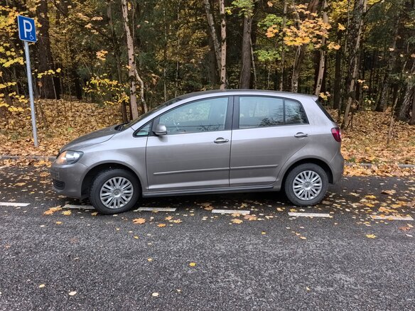 2010 Volkswagen Golf Plus II, серый, 800000 рублей - вид 22
