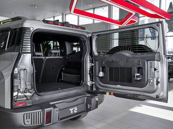 2026 Jetour T2, серебристый, 4499000 рублей - вид 5