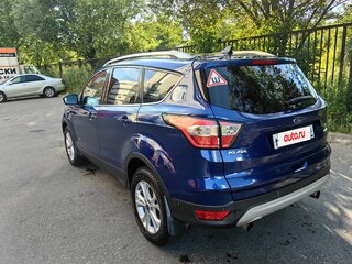 2017 Ford Kuga II Рестайлинг, синий, 1800000 рублей, вид 4