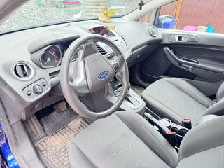 2017 Ford Fiesta Mk6 Рестайлинг, синий, 1100000 рублей, вид 5