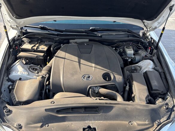 2014 Lexus IS 250 III, белый, 2000000 рублей - вид 9