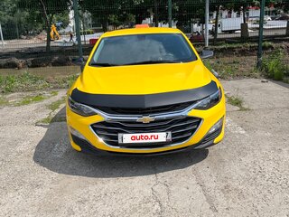2021 Chevrolet Malibu IX Рестайлинг, жёлтый, 2100000 рублей, вид 1
