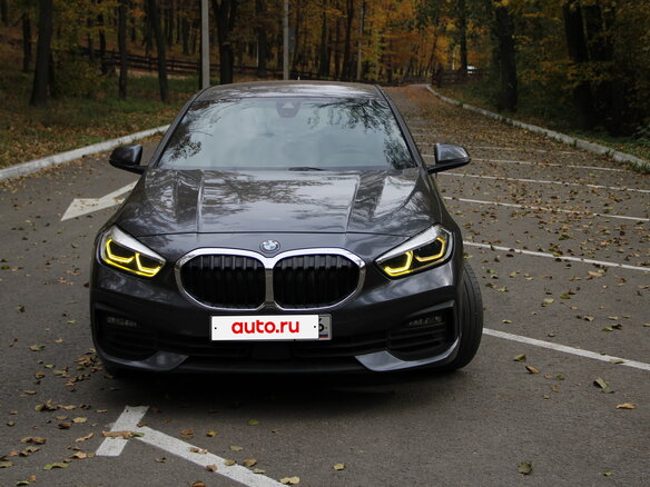 2021 BMW 1 серии 116d III (F40), серый, 1870000 рублей - вид 7
