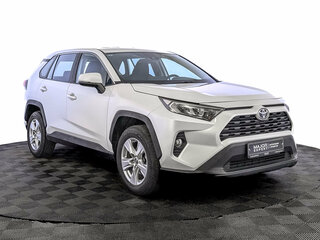 2021 Toyota RAV4 V (XA50), белый, 2755000 рублей, вид 3