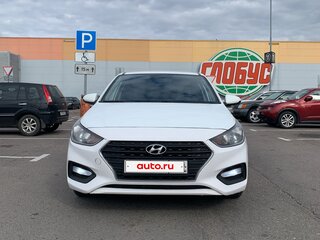2019 Hyundai Solaris II, белый, 880000 рублей, вид 1
