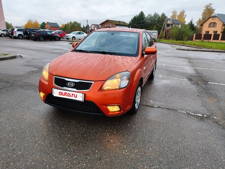 2010 Kia Rio II Рестайлинг, оранжевый, 420000 рублей, вид 2