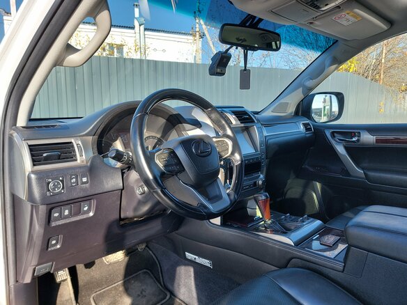2016 Lexus GX 460 II Рестайлинг, белый, 3939000 рублей - вид 13