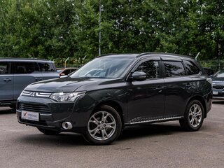 2013 Mitsubishi Outlander III, серый, 1172000 рублей, вид 1