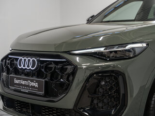 2026 Audi Q5 L III (GU), зелёный, 7250000 рублей, вид 2