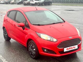 2016 Ford Fiesta Mk6 Рестайлинг, красный, 810000 рублей, вид 3