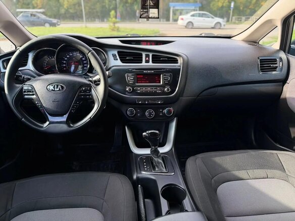 2014 Kia Ceed II, серый, 1200000 рублей - вид 9