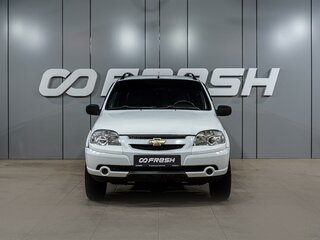 2012 Chevrolet Niva I Рестайлинг, белый, 599000 рублей, вид 3