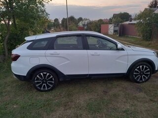 2024 Lada (ВАЗ) Vesta SW Cross I Рестайлинг (NG), белый, 1450000 рублей, вид 2