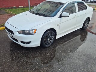 2008 Mitsubishi Lancer X, белый, 560000 рублей, вид 2