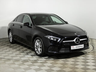 2019 Mercedes-Benz A-Класс 200 IV (W177), чёрный, 2499700 рублей, вид 3